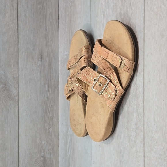 Vionic | Shoes | Vionic Women Skylar Leather Hookloop Sandals Shoes Sz ...